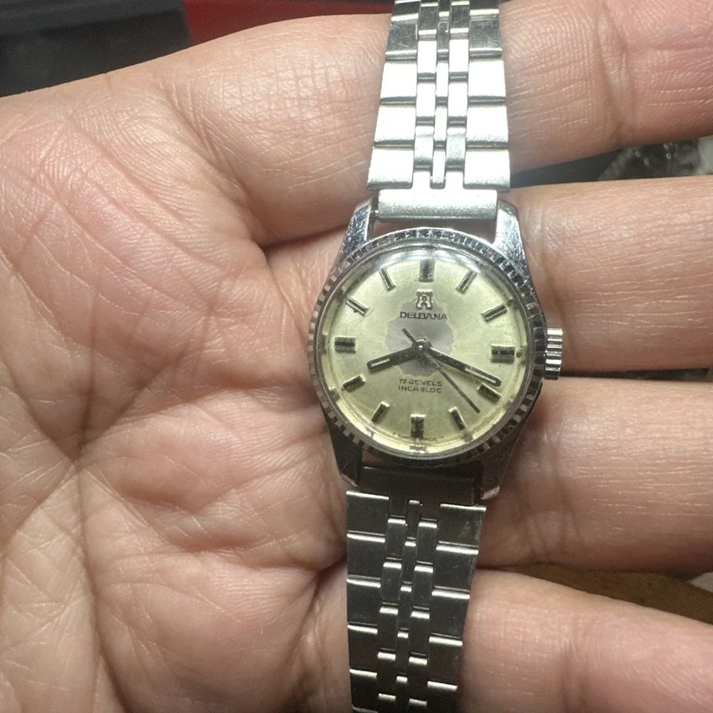 Delbana dial little